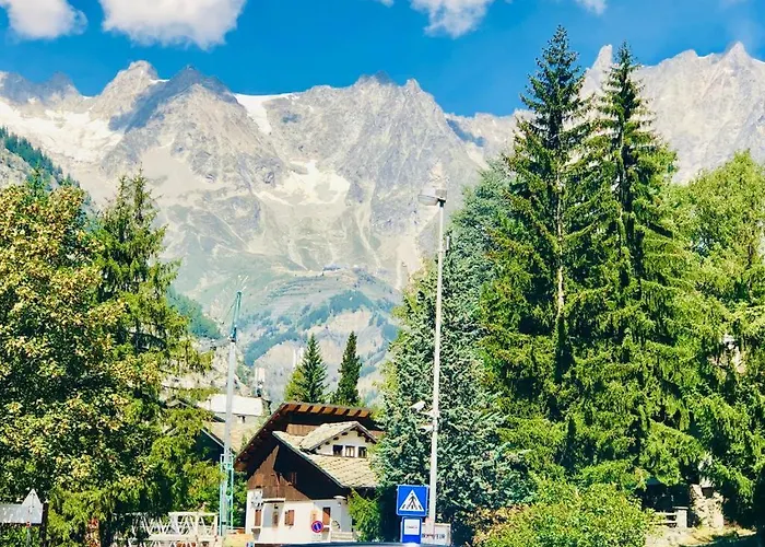 Daire Bijoux Des Alpes Verrand-courmayeur Courmayeur